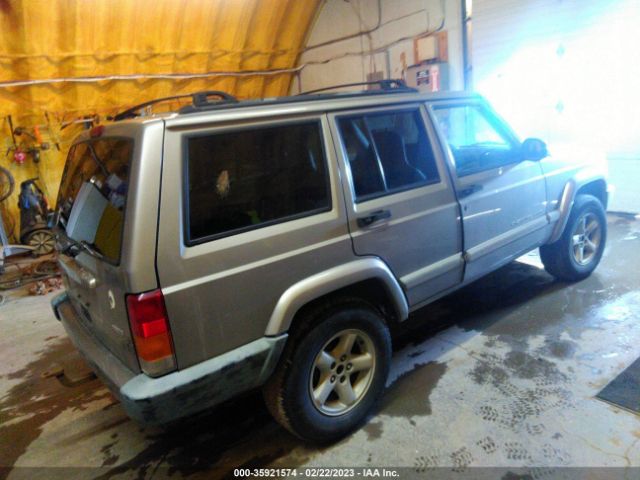 1J4FT48S61L571386 Jeep Cherokee Sport