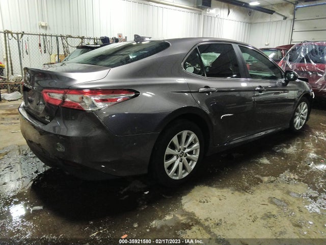 2020 TOYOTA CAMRY LE VIN: 4T1C11BK2LU014621