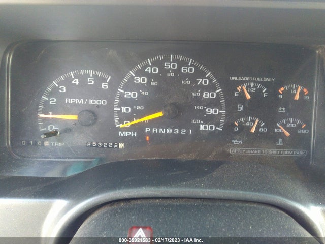 Chevrolet Suburban 1999 3GNGK26J8XG239779 Image 7