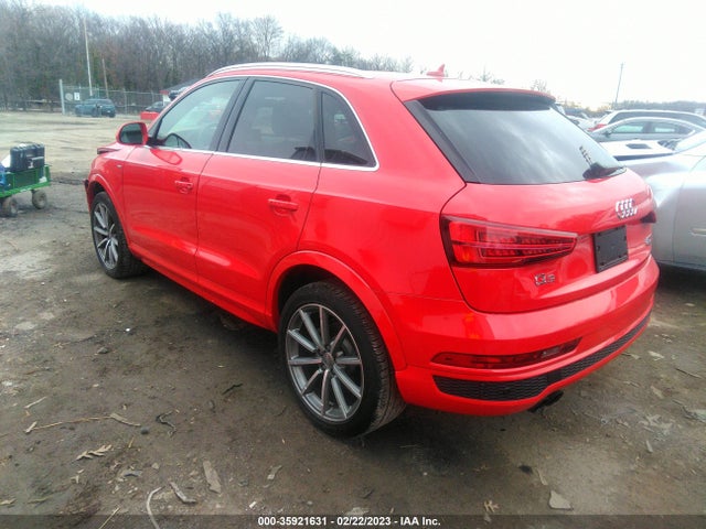WA1JCCFS8JR033485 Audi Q3 Premium Plus