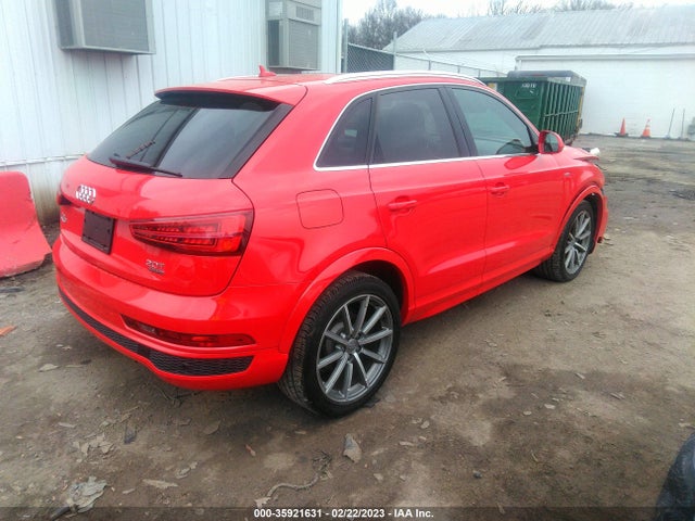 WA1JCCFS8JR033485 Audi Q3 Premium Plus