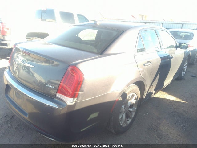 2C3CCAAG7GH175443 Chrysler 300 Limited