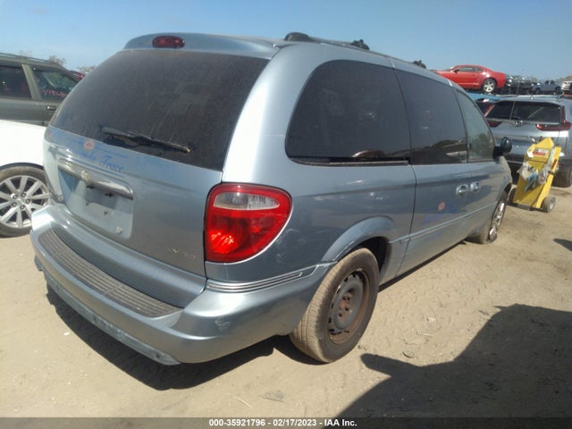 2C8GP64L85R127804 Chrysler Town & Country Limited