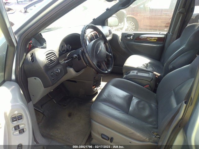 2C8GP64L85R127804 Chrysler Town & Country Limited