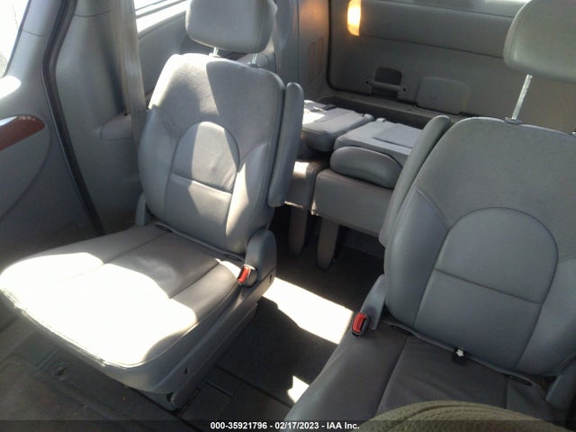 2C8GP64L85R127804 Chrysler Town & Country Limited