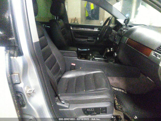 Volkswagen Touareg 2004 WVGCM77L74D046350 Image 6