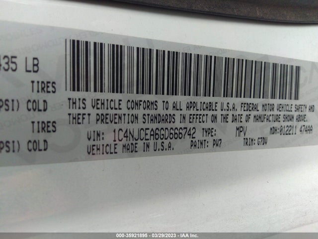 1C4NJCEA6GD666742 Jeep Compass Latitude