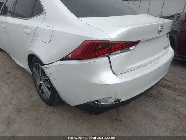 2019 Lexus IS, VIN: JTHBA1D26K5085082