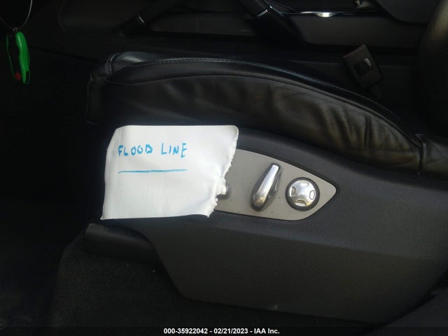 2017 Porsche Cayenne, VIN: WP1AE2A22HLA68956