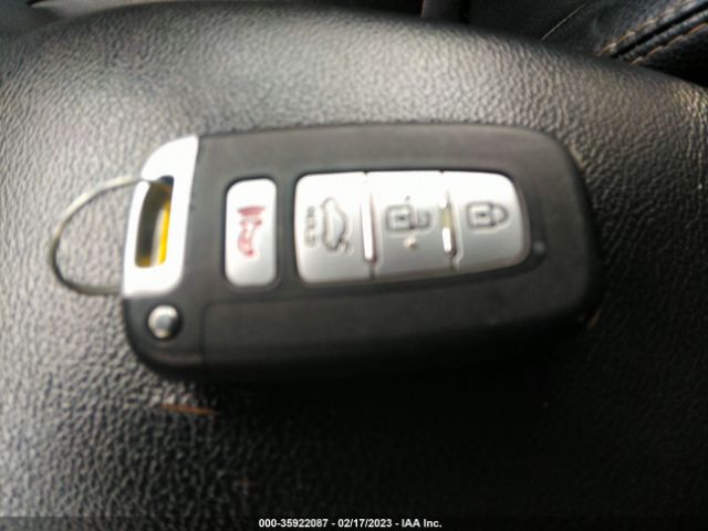 KNDJT2A69D7549333 KIA Soul !