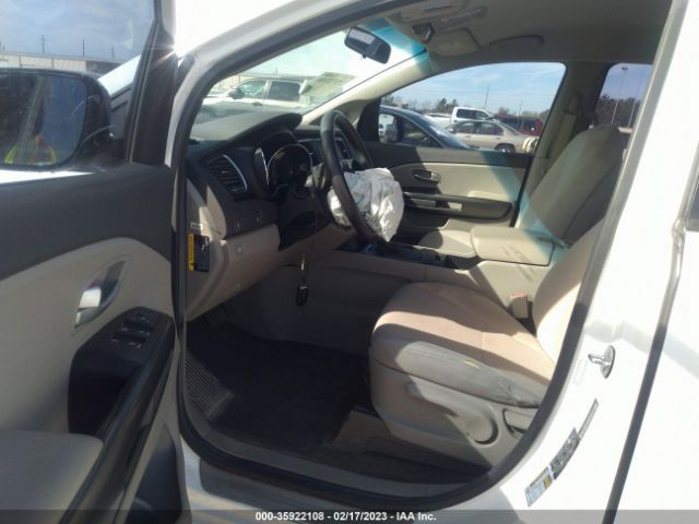KNDMA5C15G6176033 KIA Sedona L