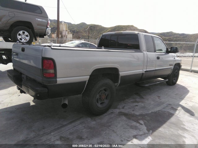 Dodge RAM 2500 2000 3B7KC2362YG143339 Image 5