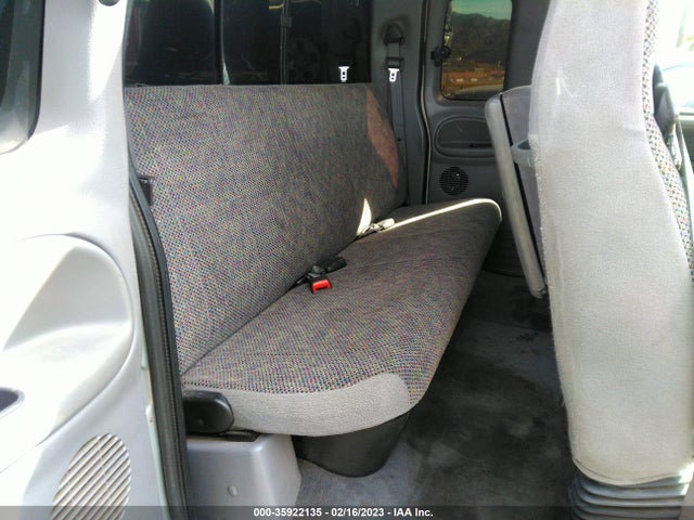 Dodge RAM 2500 2000 3B7KC2362YG143339 Image 9
