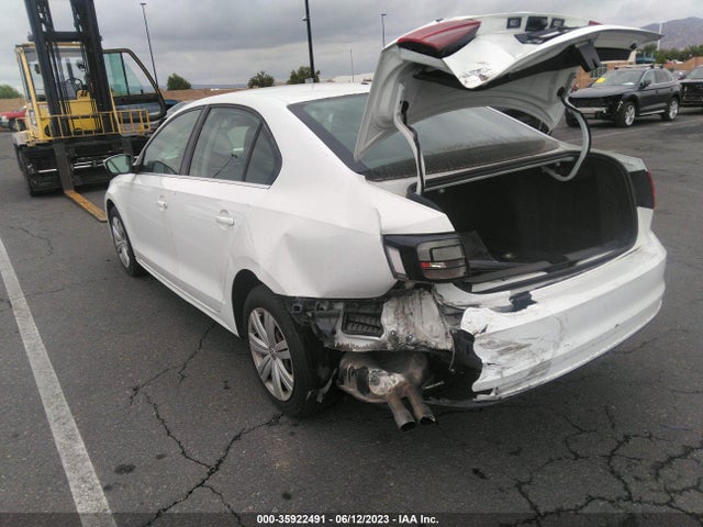 3VW2B7AJ6HM313563 Volkswagen Jetta 1.4t S