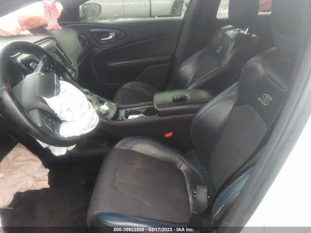 Chrysler 200 S 2015 1C3CCCBBXFN692580 Image 5