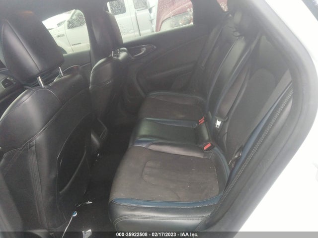 Chrysler 200 S 2015 1C3CCCBBXFN692580 Image 8