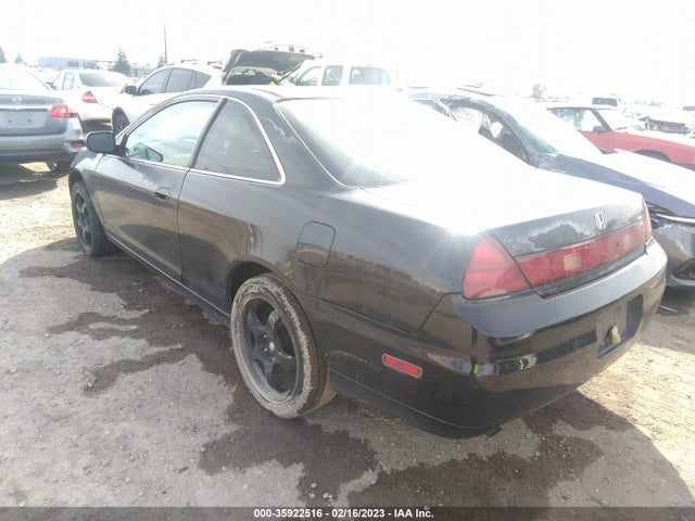 2002 HONDA ACCORD CPE EX W/LEATHER VIN: 1HGCG22592A005676