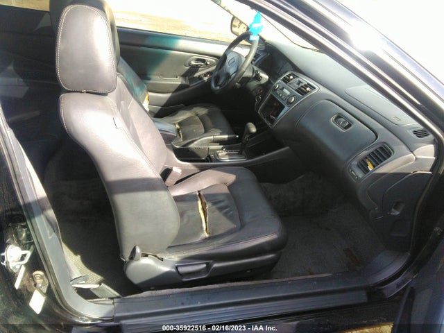 2002 HONDA ACCORD CPE EX W/LEATHER VIN: 1HGCG22592A005676