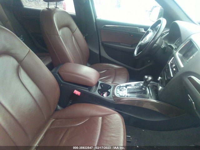 WA1LFAFP3EA016839 Audi Q5 Premium Plus