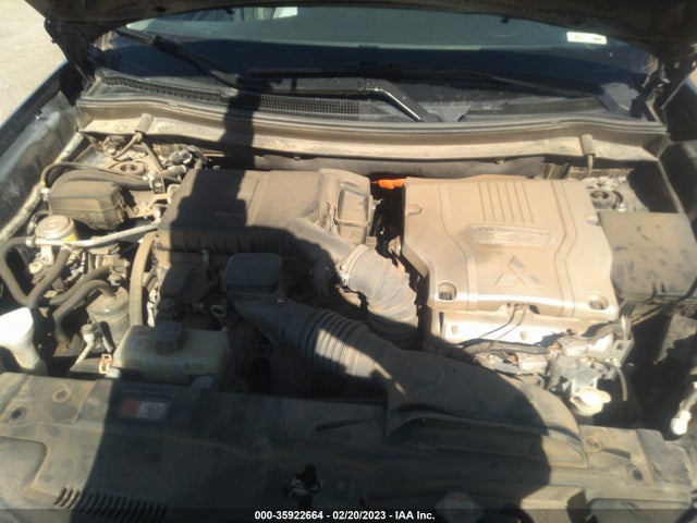 JA4J24A5XJZ067941 Mitsubishi Outlander Phev Sel/gt