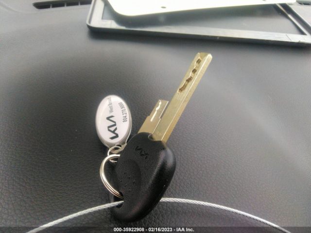 3KPA24AD4PE532957 KIA RIO LX