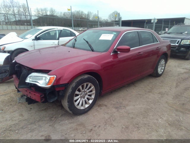 Chrysler 300 2014 2C3CCAAGXEH176034 Image 2