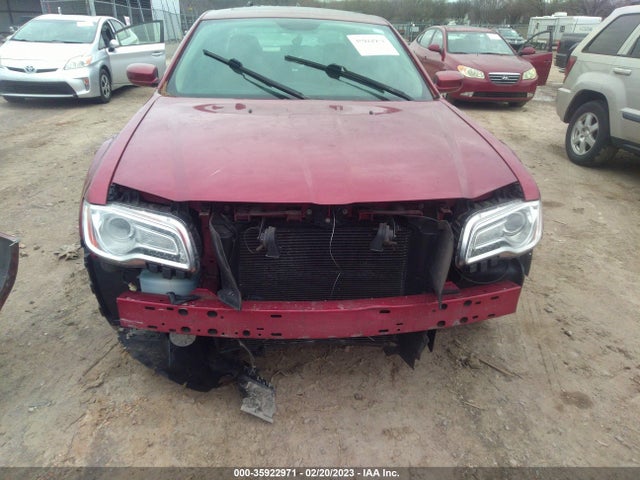 Chrysler 300 2014 2C3CCAAGXEH176034 Image 8