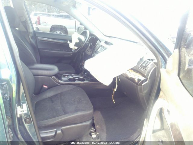 5XYKT4A65EG435818 KIA SORENTO LX