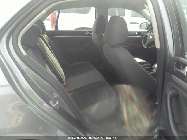 3VWJZ71K09M128748 Volkswagen Jetta Sedan S