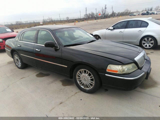 Lincoln Town Car Signature Limited 2009 2LNHM82V29X607624 главное изображение