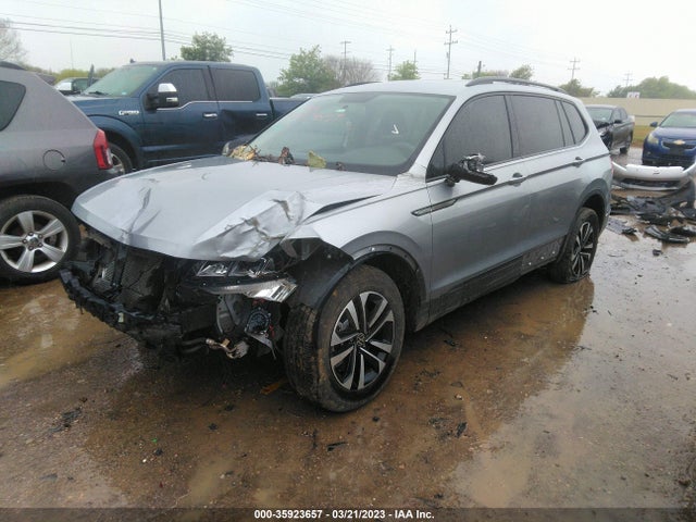 3VV1B7AX7NM121388 Volkswagen TIGUAN S