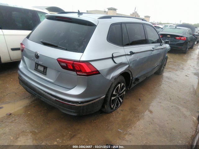 3VV1B7AX7NM121388 Volkswagen TIGUAN S
