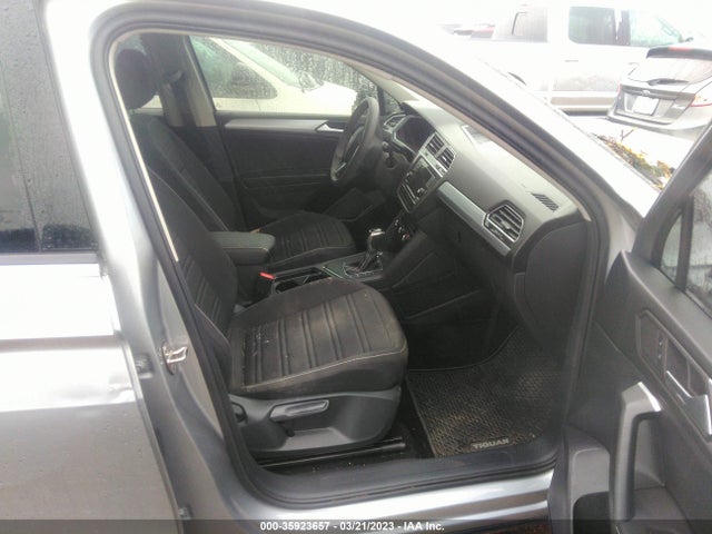 3VV1B7AX7NM121388 Volkswagen TIGUAN S