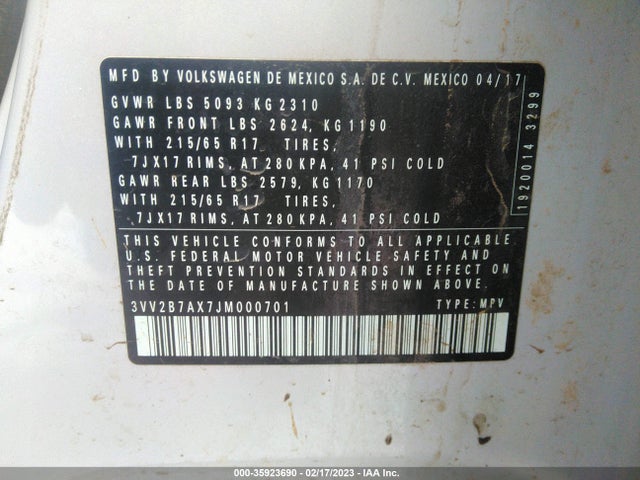3VV2B7AX7JM000701 Volkswagen Tiguan Sel/se