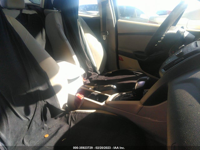 Ford FOCUS SE 2017 1FADP3K27HL259775 Image 5