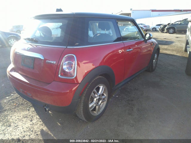 WMWSU3C54BT092833 Mini COOPER HARDTOP