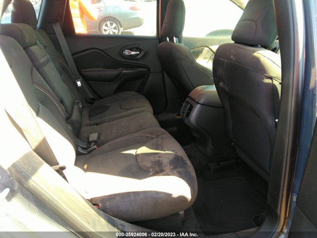 1C4PJLCB7GW362196 Jeep Cherokee 75th Anniversary