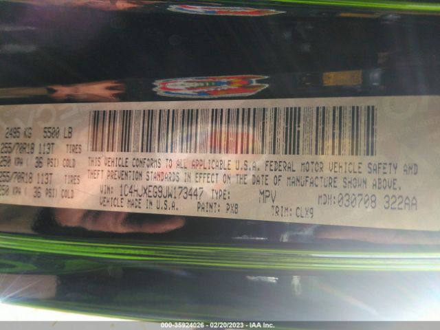 1C4HJXEG9JW173447 Jeep Wrangler Unlimited Sahara
