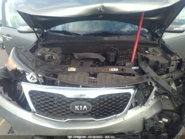 KIA SORENTO LX 2013 5XYKT4A26DG411720 Image 12