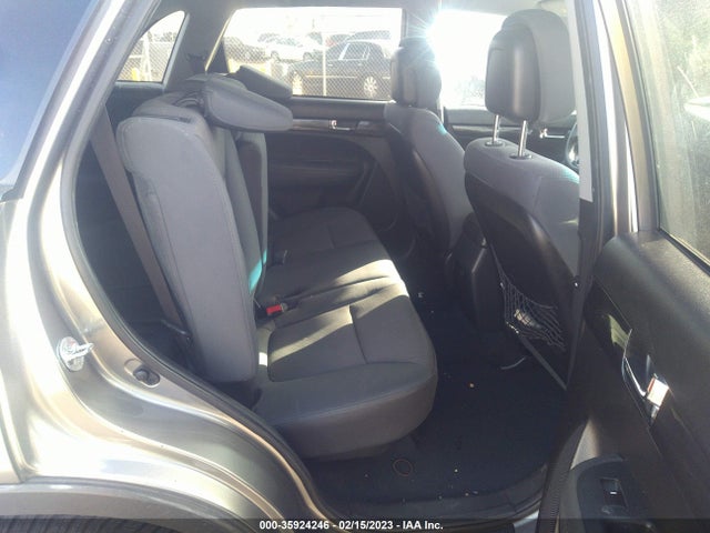 KIA SORENTO LX 2013 5XYKT4A26DG411720 Image 10