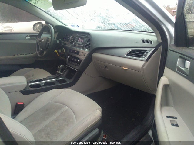 2017 Hyundai Sonata, VIN: 5NPE24AF7HH488095