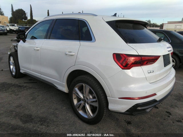 WA1DECF34N1136942 Audi Q3 S Line Premium
