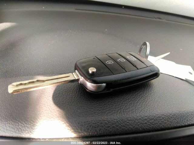 KNADM4A33F6432753 KIA RIO LX