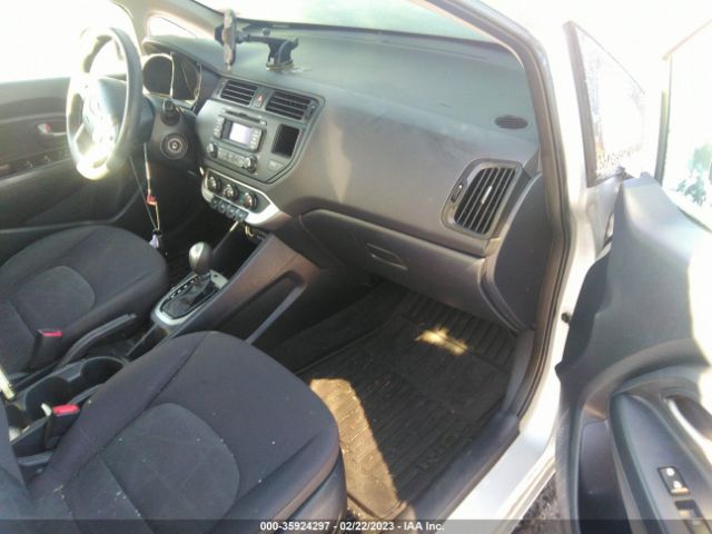 KNADM4A33F6432753 KIA RIO LX