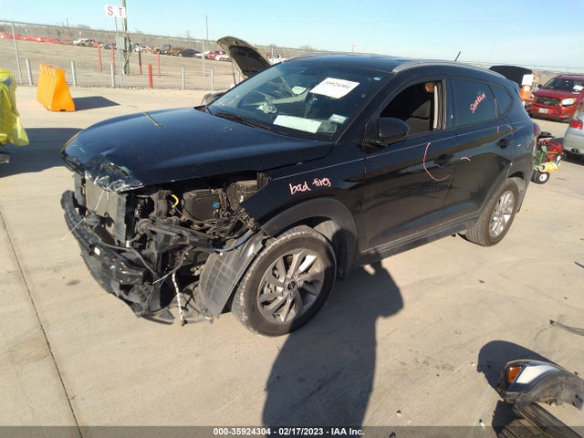 2016 HYUNDAI TUCSON SE VIN: KM8J33A44GU230475