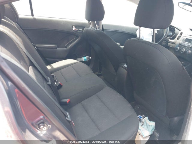 KIA FORTE LX 2016 KNAFK4A69G5586299 Image 8