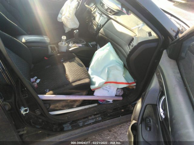JN8AT2MT8HW140662 Nissan ROGUE S