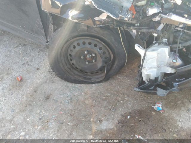 JN8AT2MT8HW140662 Nissan ROGUE S