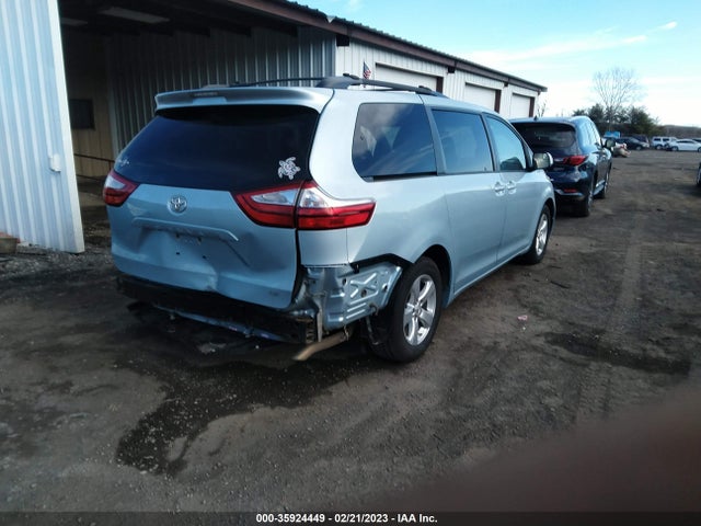 2015 Toyota Sienna, VIN: 5TDKK3DC7FS619869