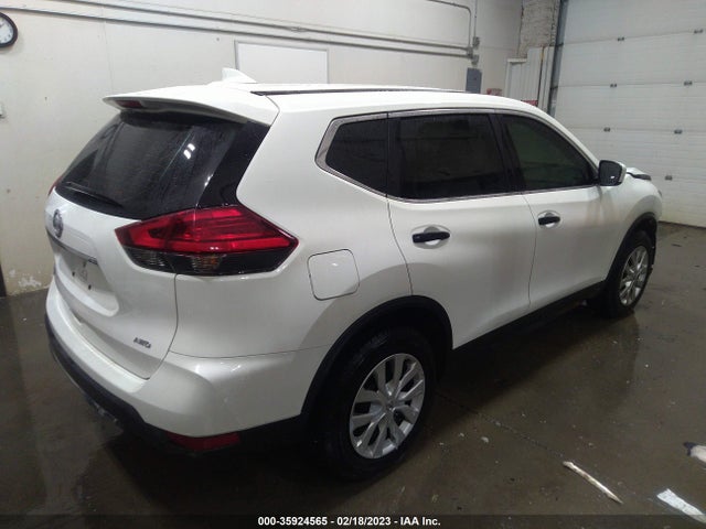 2017 Nissan Rogue, VIN: KNMAT2MV6HP573419